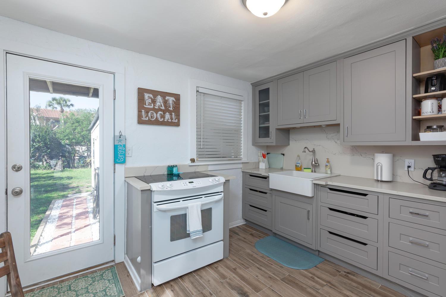 Seas The Day - 4 Blocks To The Beach, Restaurant, And Bar District - Great Deck And Outdoor Space!! Jacksonville Beach Dış mekan fotoğraf