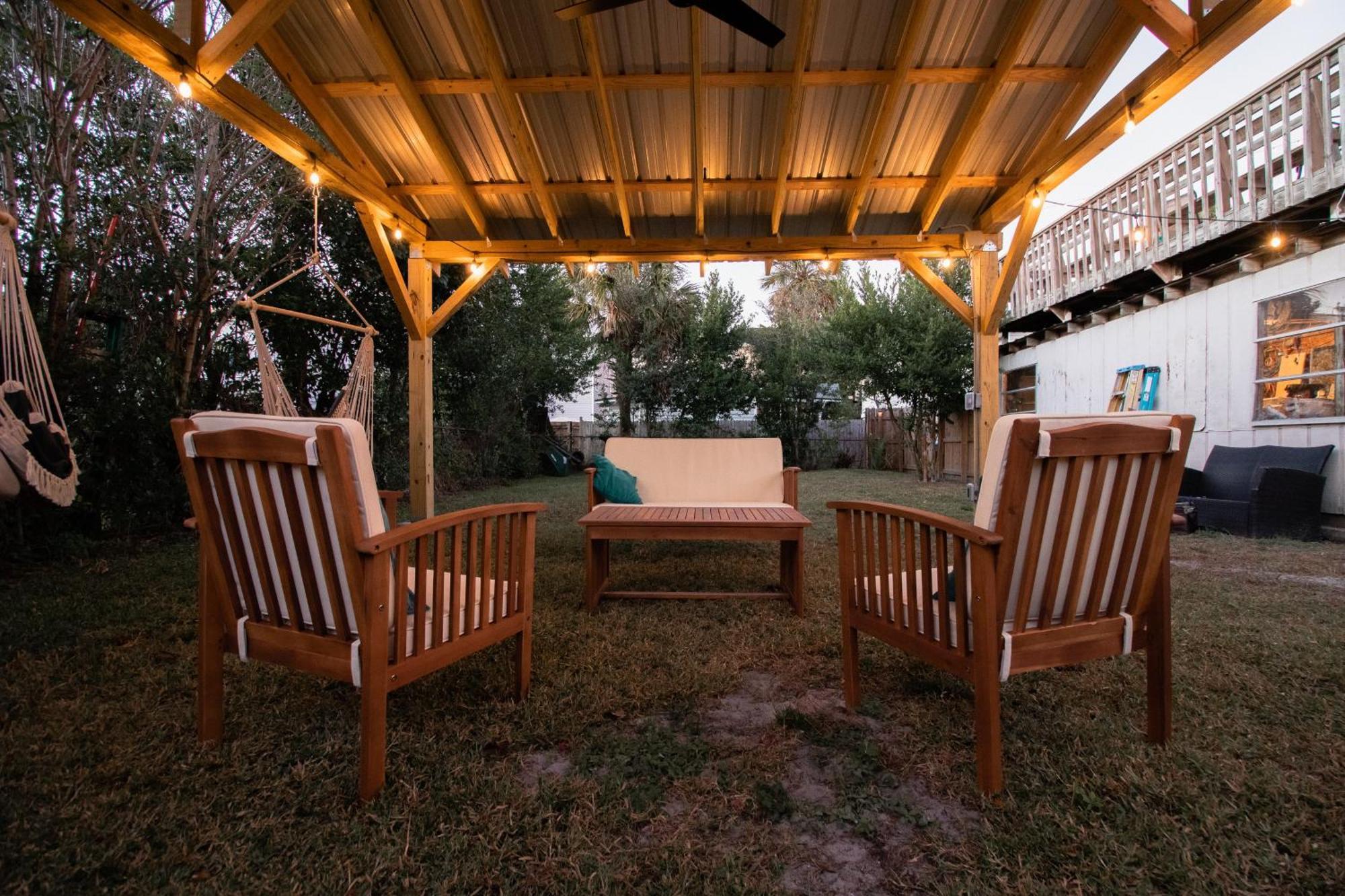 Seas The Day - 4 Blocks To The Beach, Restaurant, And Bar District - Great Deck And Outdoor Space!! Jacksonville Beach Dış mekan fotoğraf
